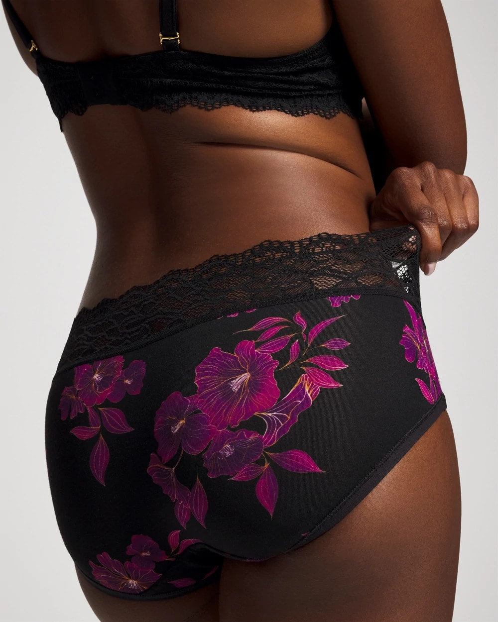 GILDED BLOOMS MAGENTA M Hipster Panty with Enchanting Lace