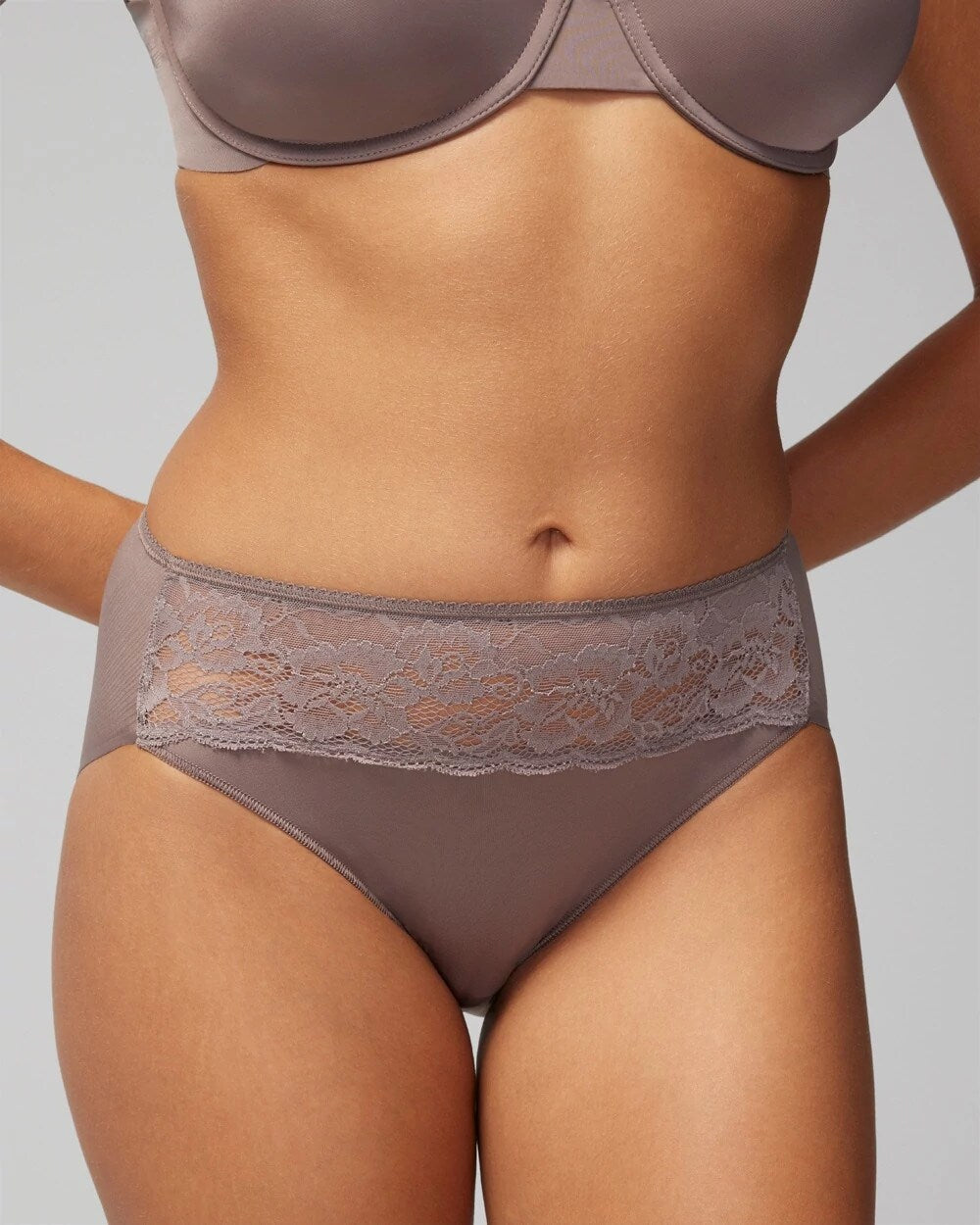 MOCHACCINO High-Leg Panty with Lace