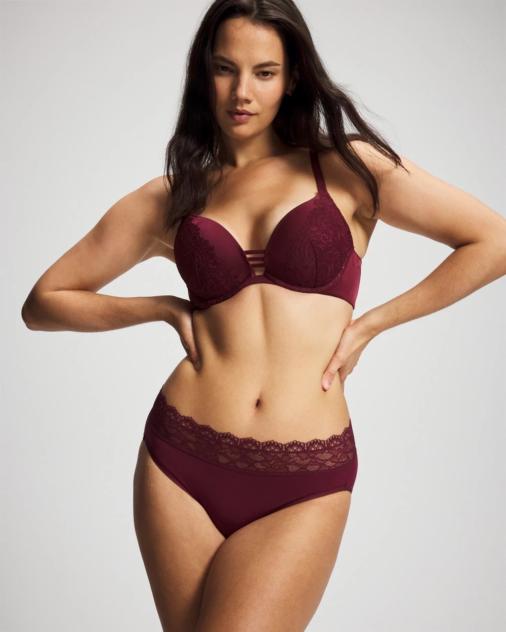 VELVET PLUM Push-up Plunge Bra with Lace