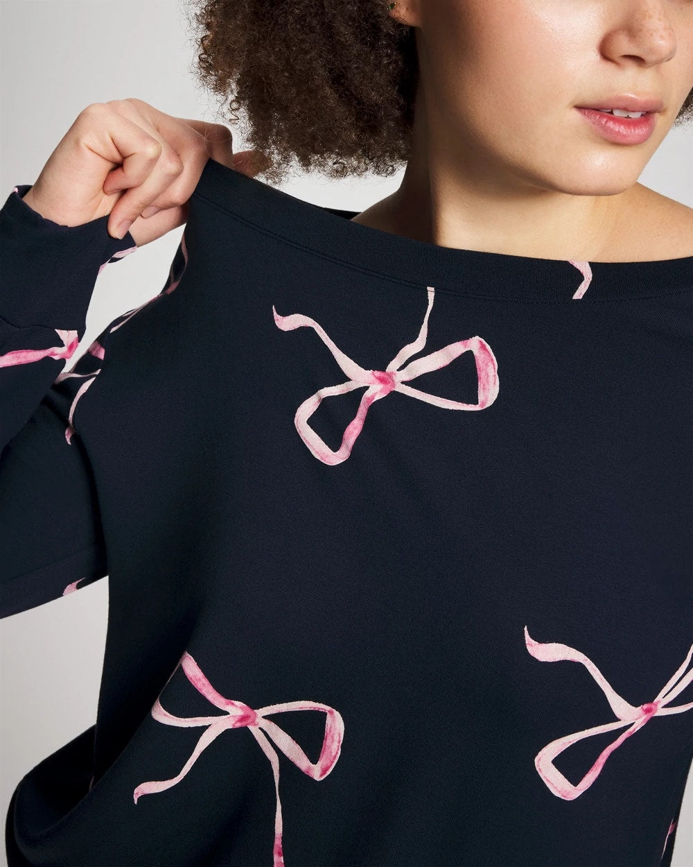 BELOVED BOWS GRAND NAVY Long-Sleeve Pajama Top