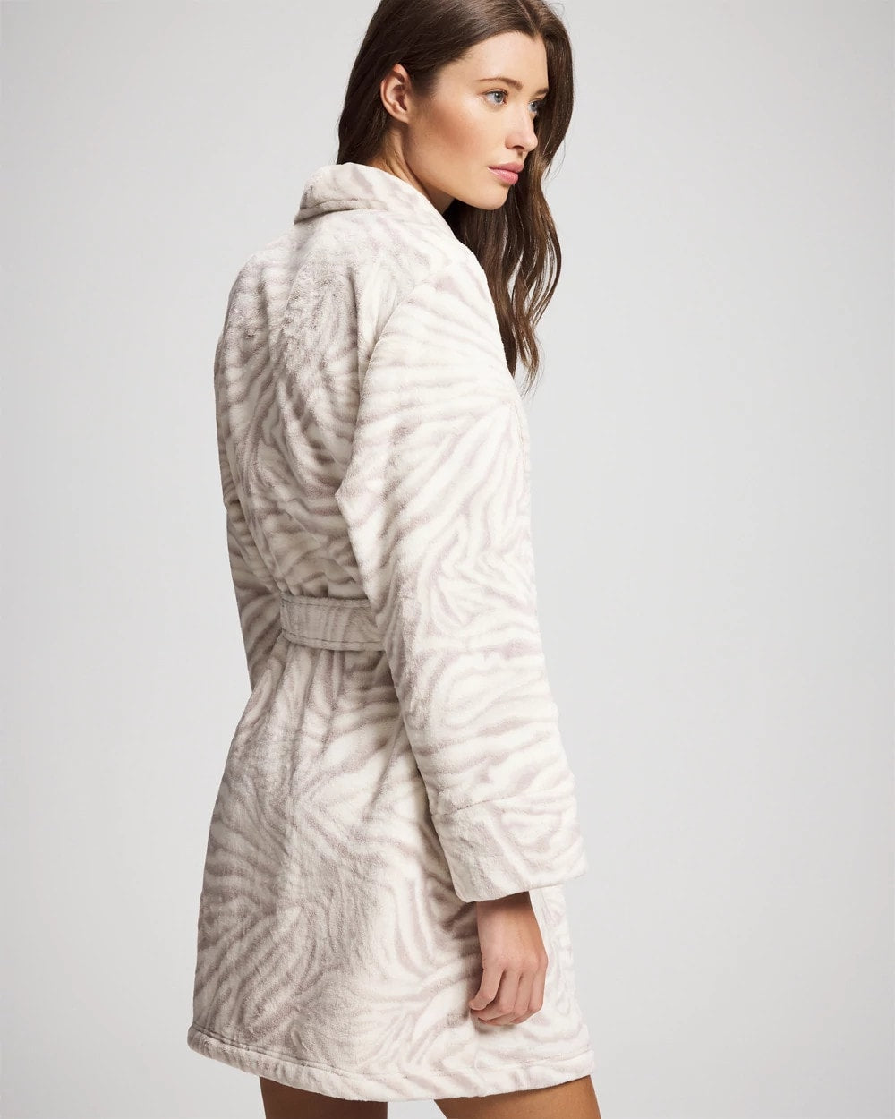 ZEBRA ZEN GRAY GLASS Plush Short Robe