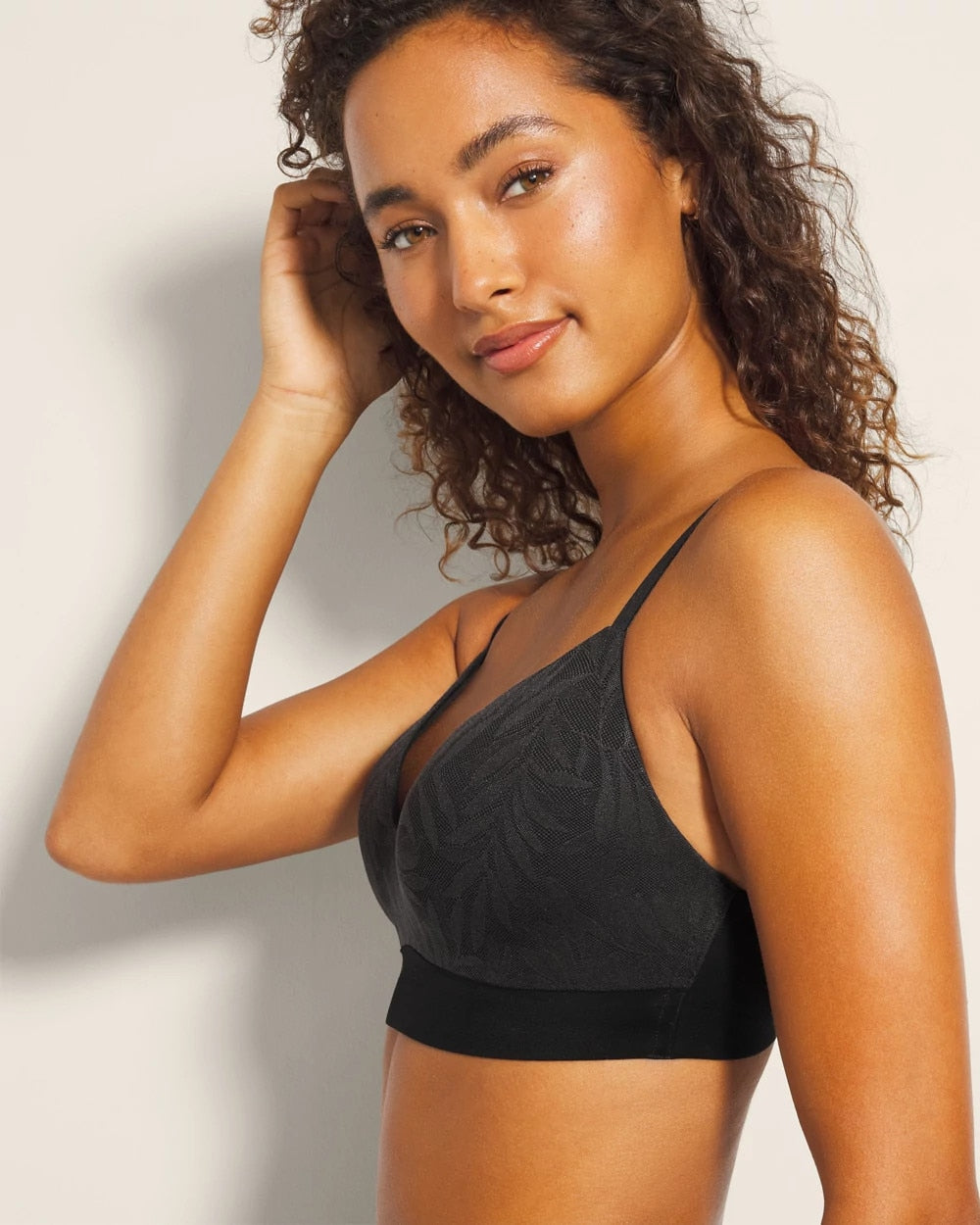 BLACK Wireless Bra with Lace