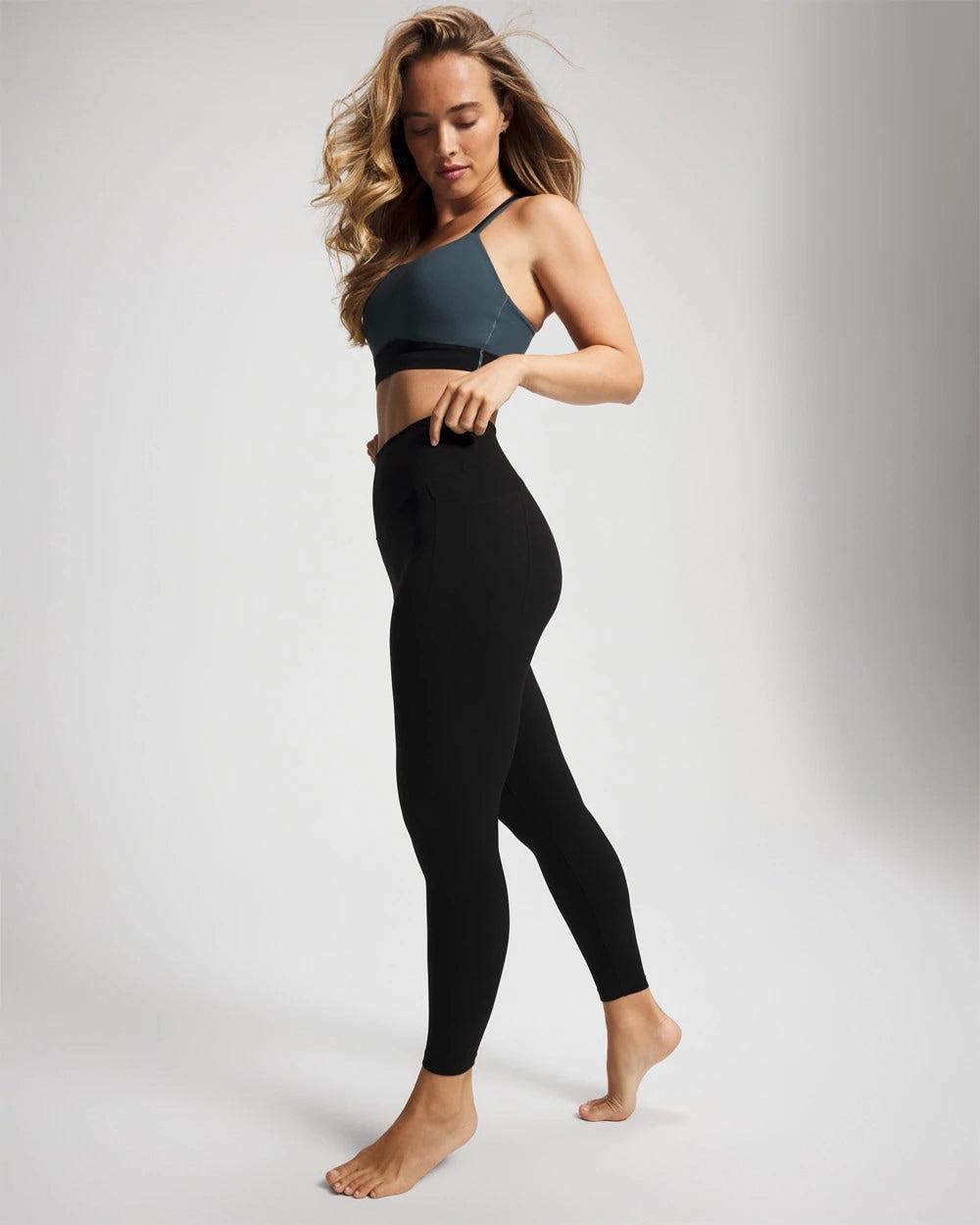 PETROL/BLACK Racerback Yoga Bra