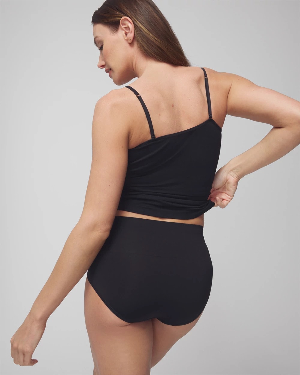 BLACK Seamless Ultralight Smoothing Brief