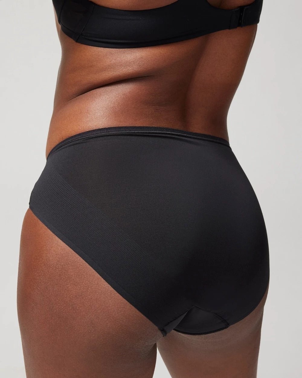 BLACK High-Leg Panty