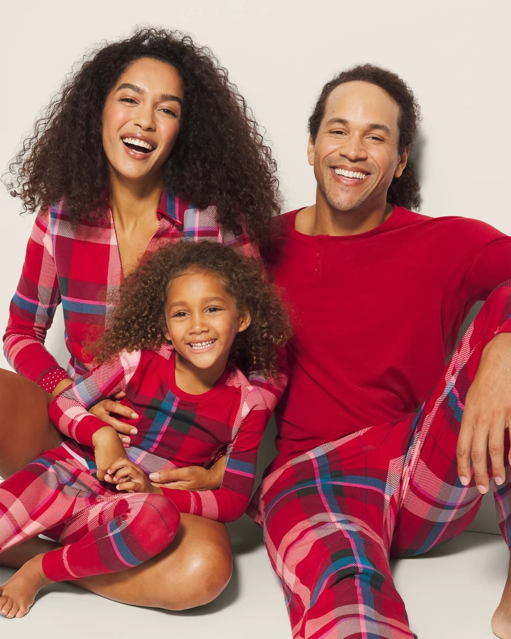 SNUGGLE UP PLAID RED Long-Sleeve Notch Collar Pajama Top