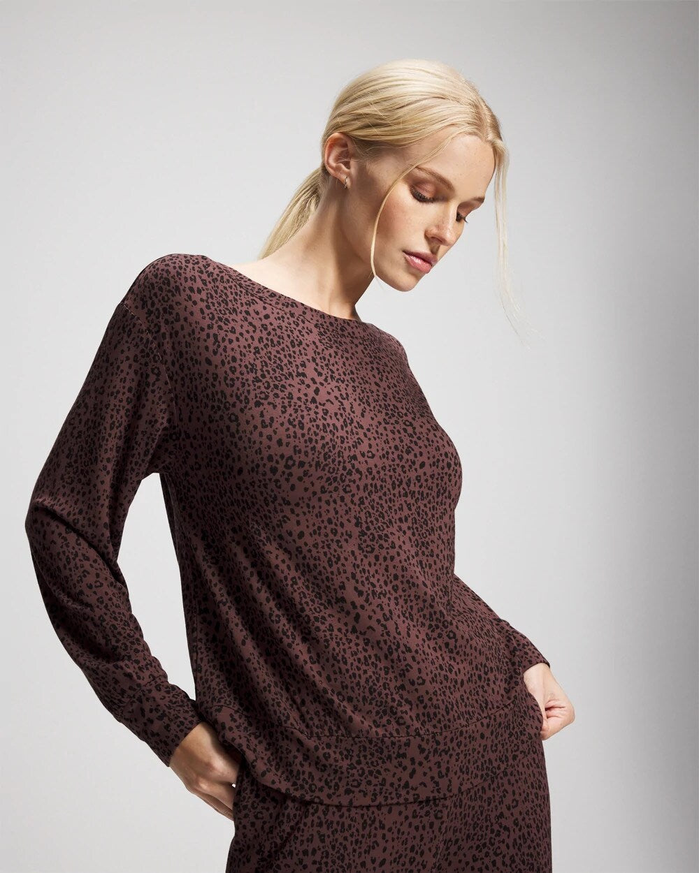 HOT SPOT MOCHA Long-Sleeve Pajama Top