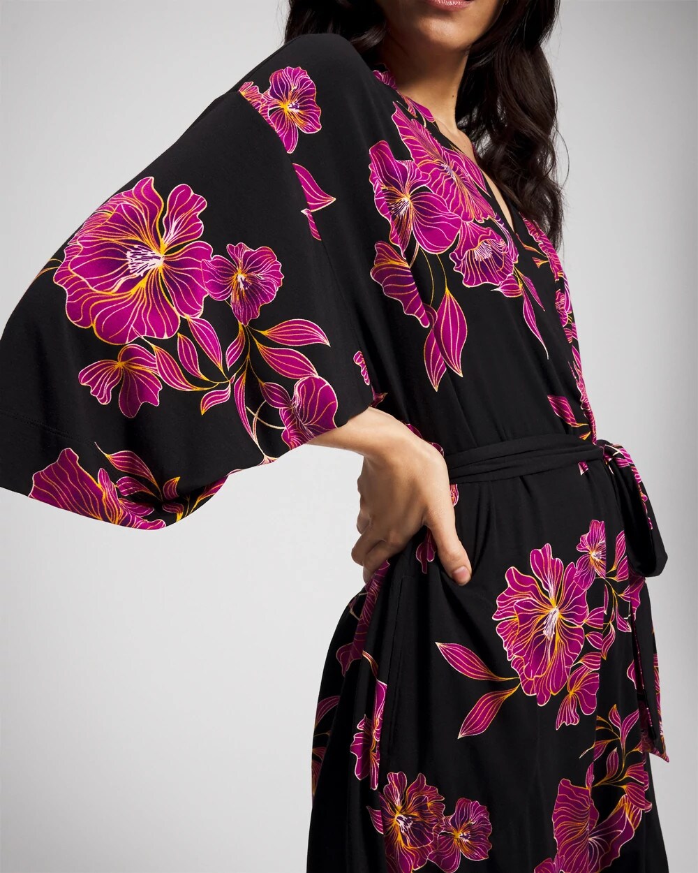 GILDED BLOOMS MAGENTA Short Robe