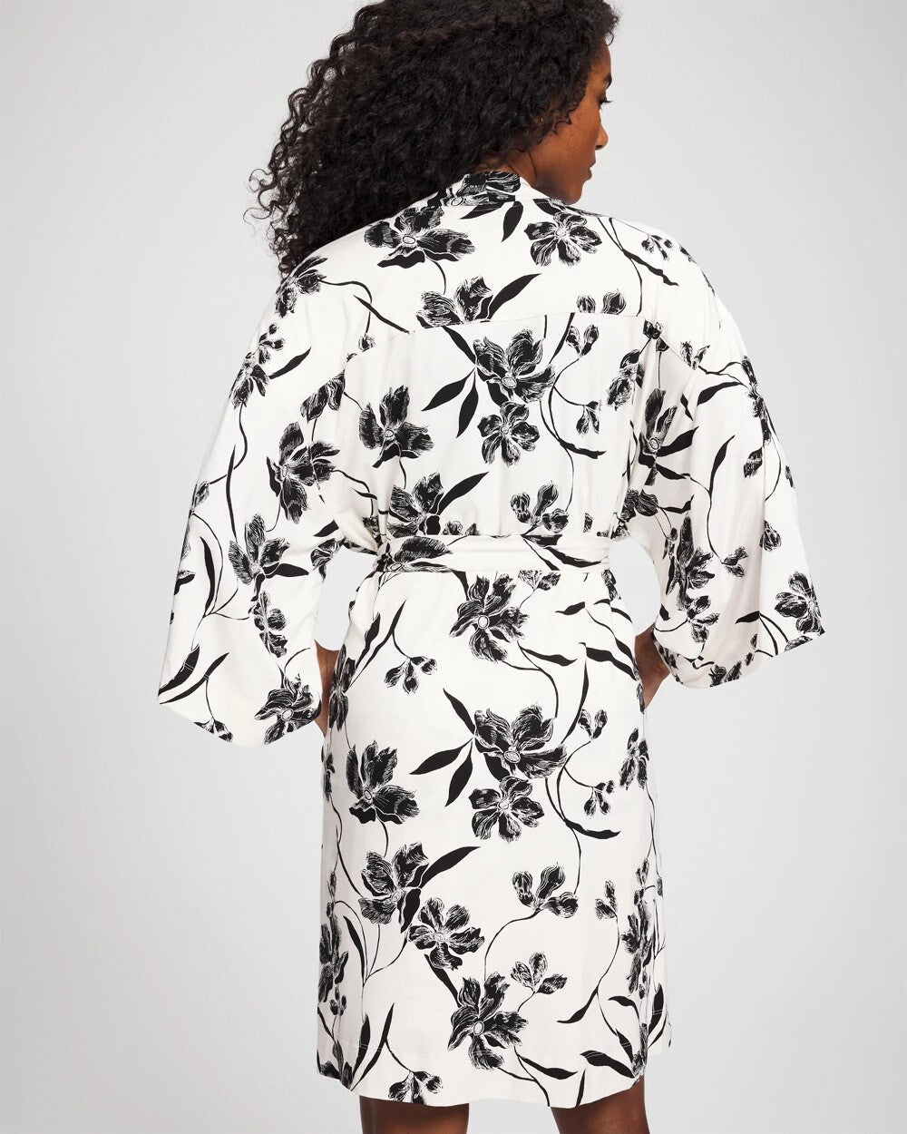 REFLECTION BLOOMS CHAMP Short Robe