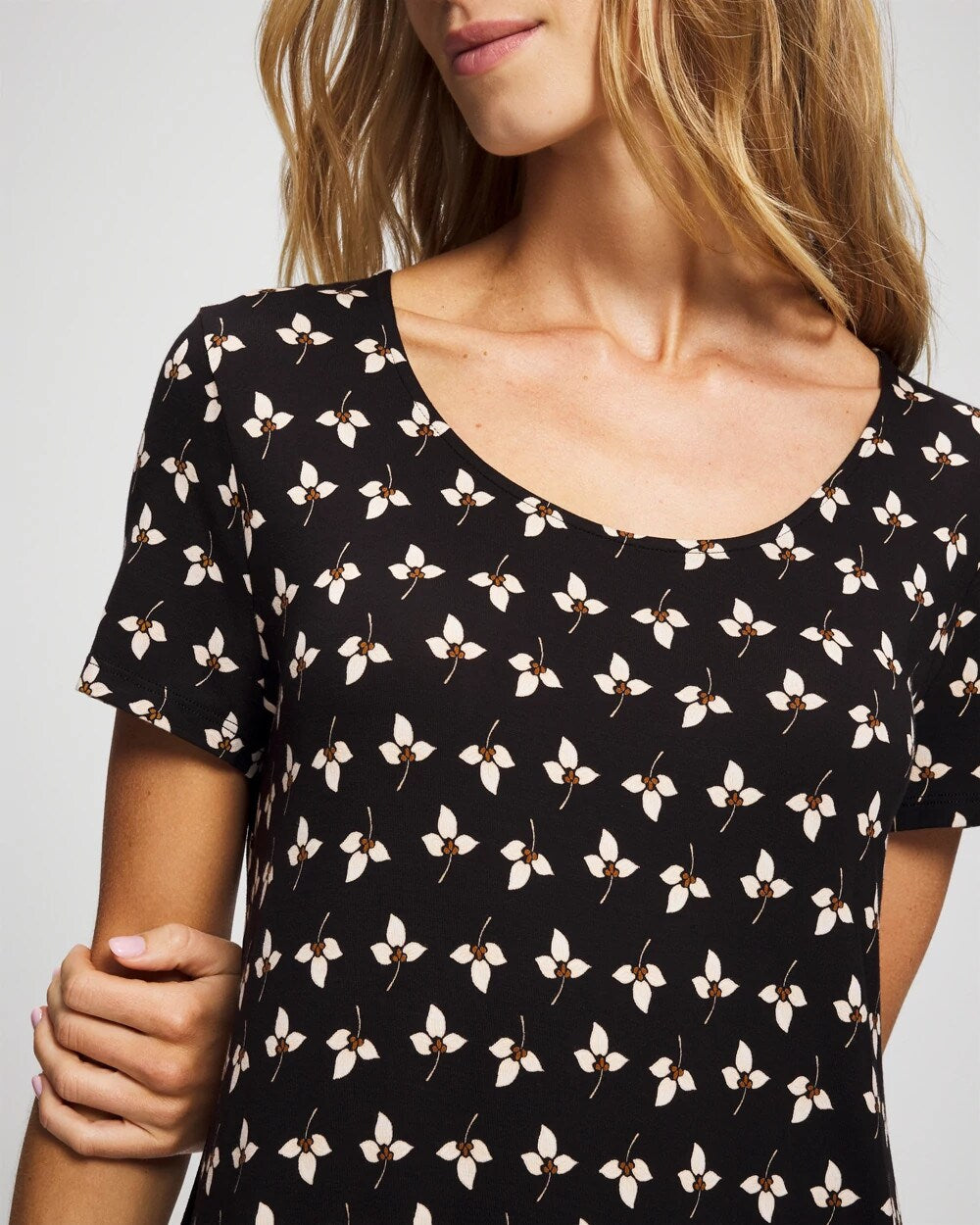 PEACEFUL PETALS BLACK Short Sleeve Scoop Neck Sleepshirt