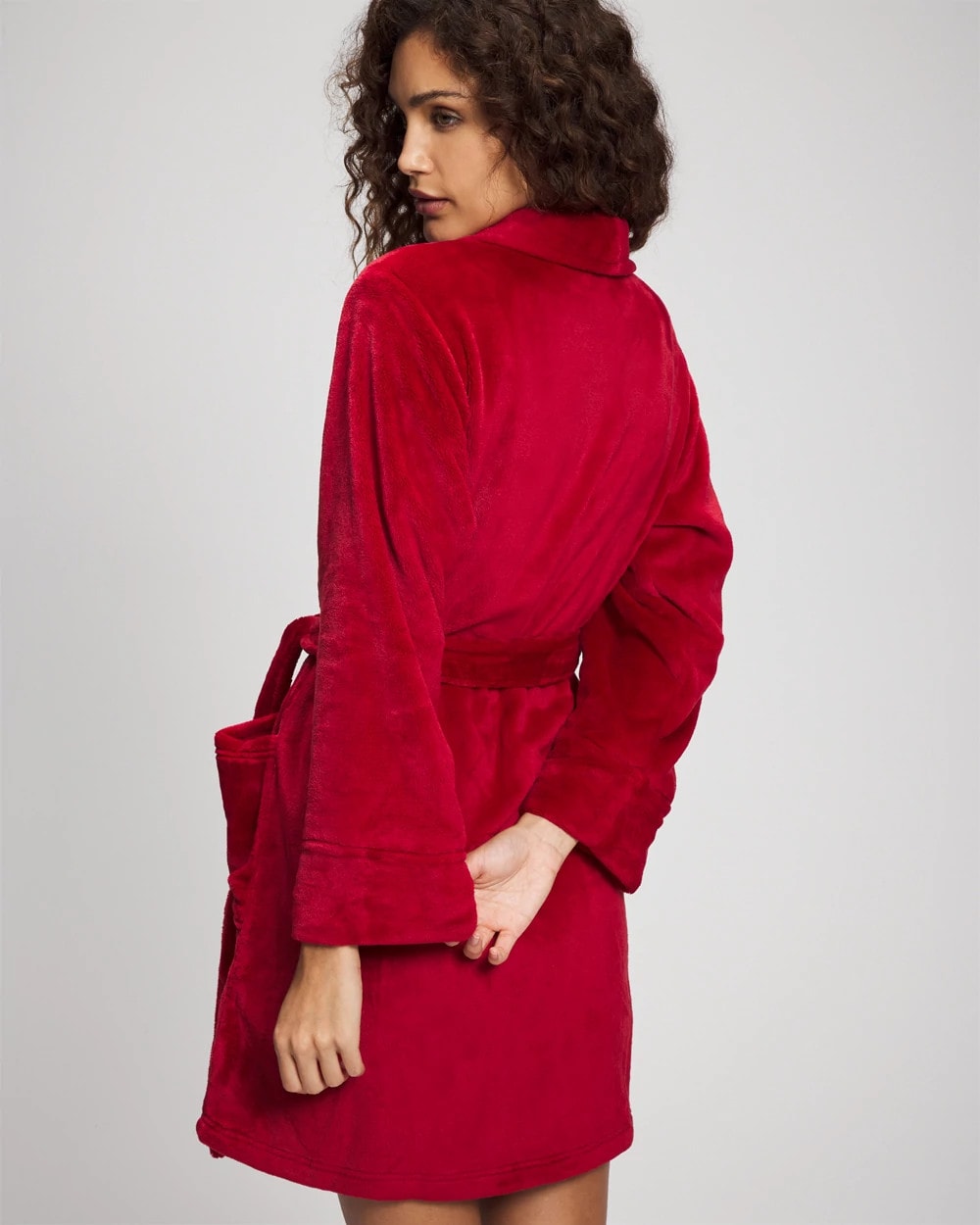 PAINT THE TOWN RED Plush Short Robe