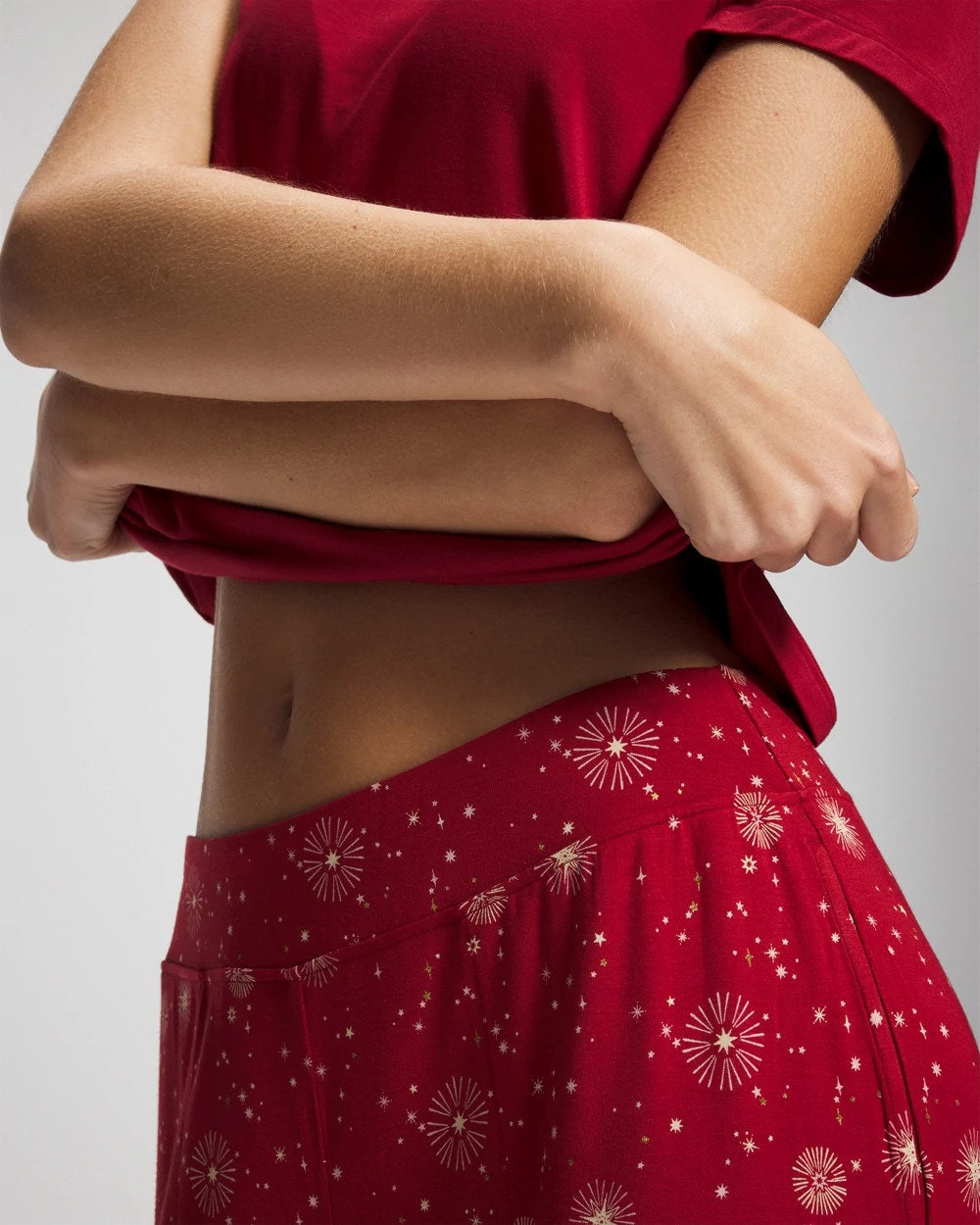 FIRST NIGHT RED/FOIL Packaged Short-Sleeve Pant Pajama Set