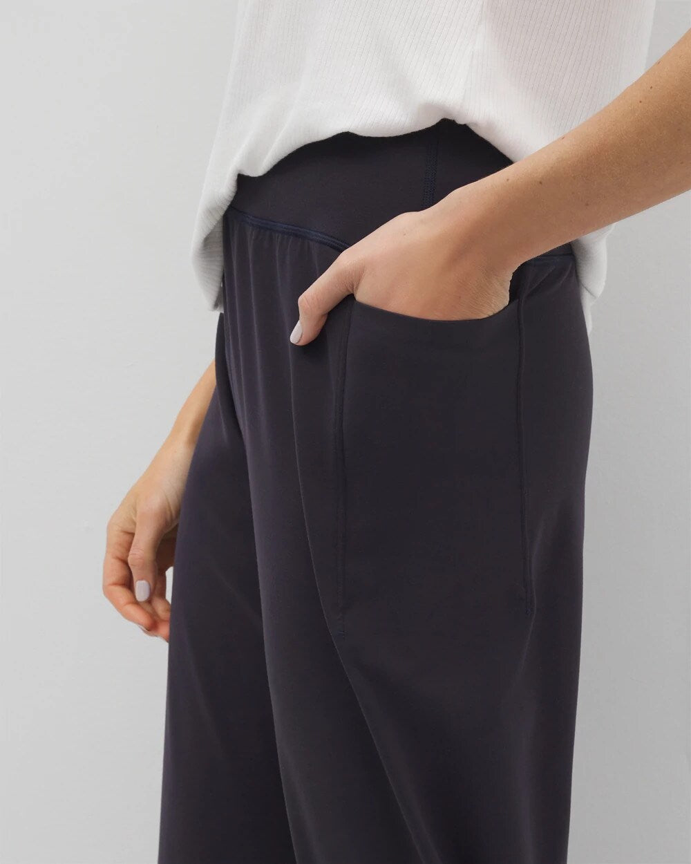 POLAR NIGHT High-Waist Wide-Leg Pants