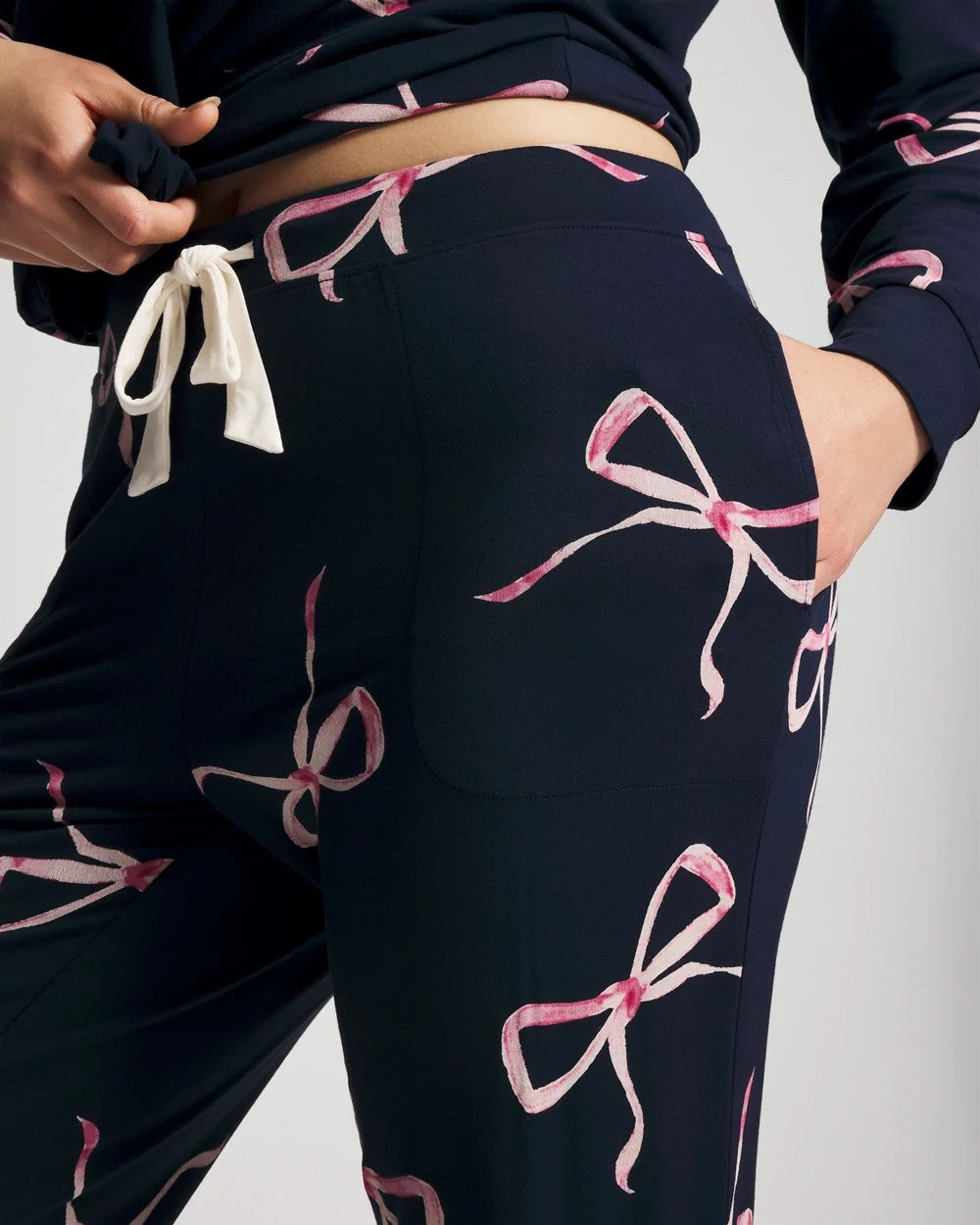 BELOVED BOWS GRAND NAVY Banded Ankle Pajama Pant
