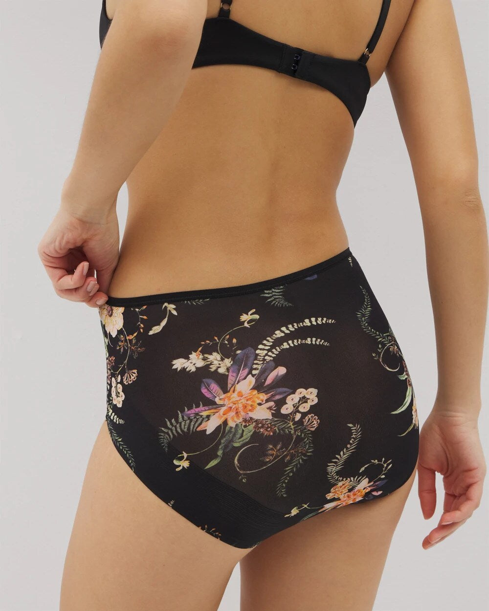 PARADISE PLUMES D M BLACK Modern Brief Panty