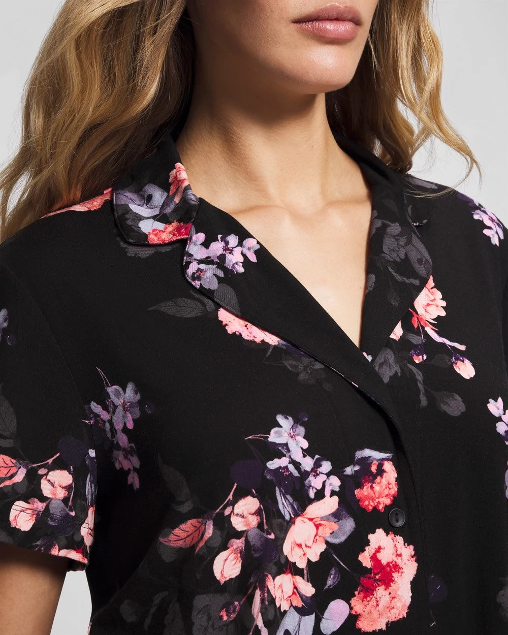 FLORAL DREAMS BLACK Short Sleeve Notch Collar Pajama Top