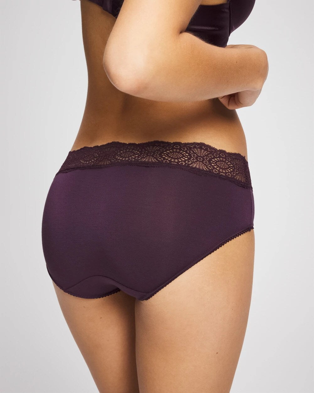 PLUM PERFECT Embraceable Hipster Panty with Crochet Lace Waist