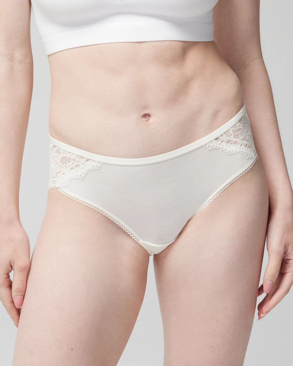 IVORY Hipster Panty with Enchanting Lace