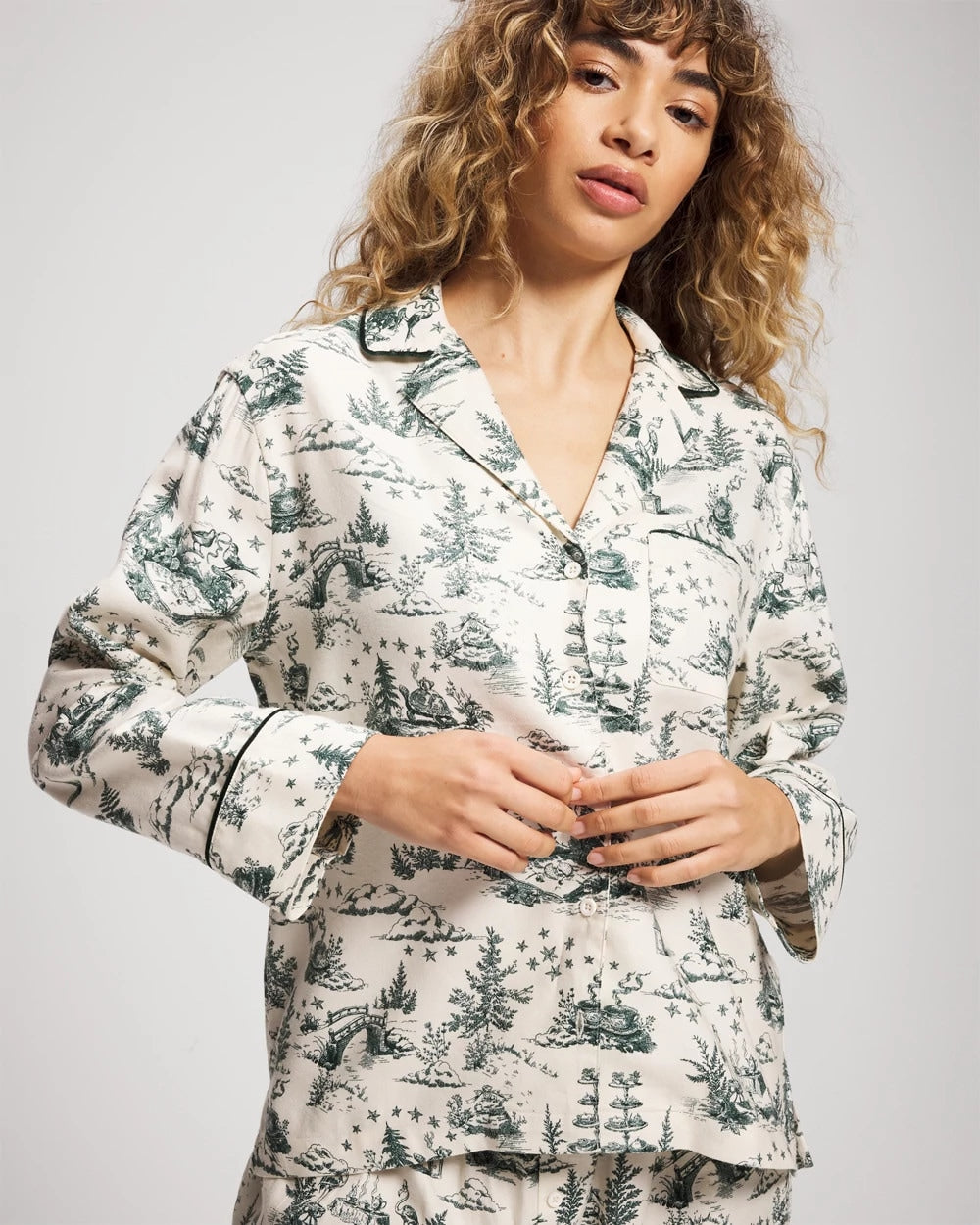 ENCHANTED TOILE GREEN Long-Sleeve Notch Collar Pajama Top