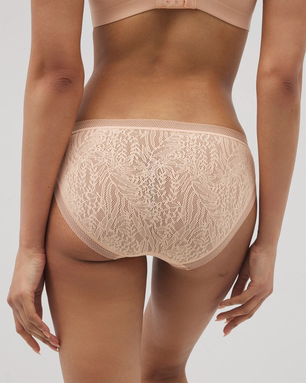 PEACH PARFAIT Soma Hipster Panty with Stretch Lace