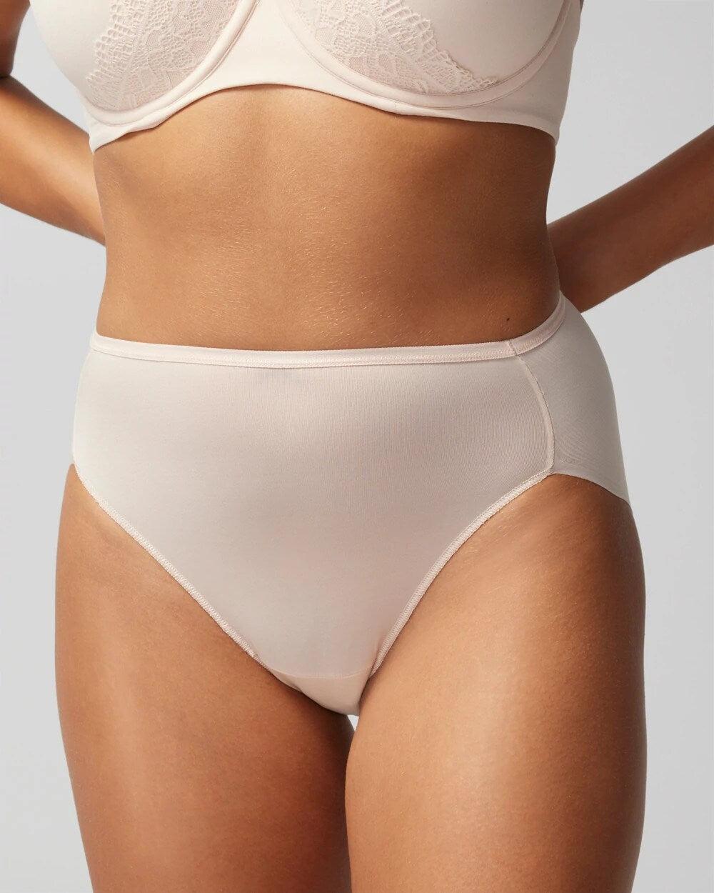 PALE SAND High-Leg Panty