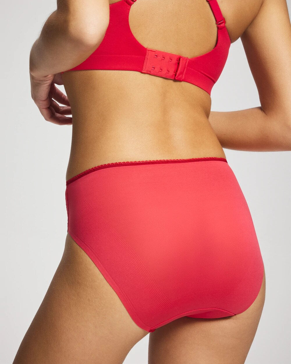 HEARTS DESIRE Edge High-Leg Panty with Lace