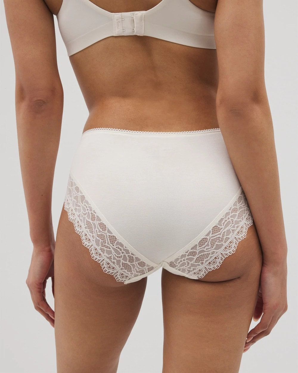IVORY High-Leg Panty with Enchanting Lace