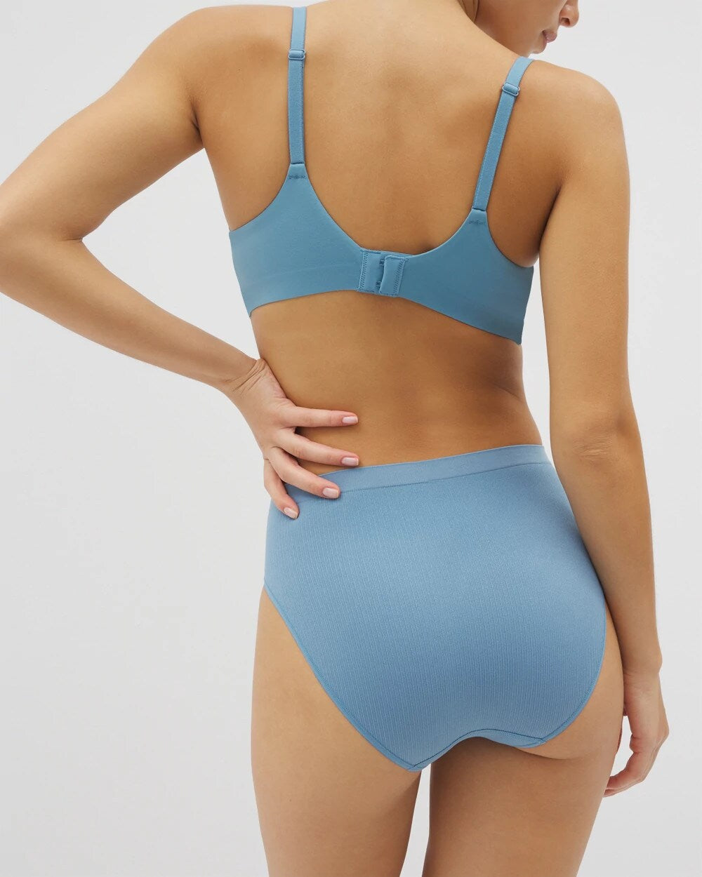 BLUE HEAVEN Seamless Rib High-Leg Panty