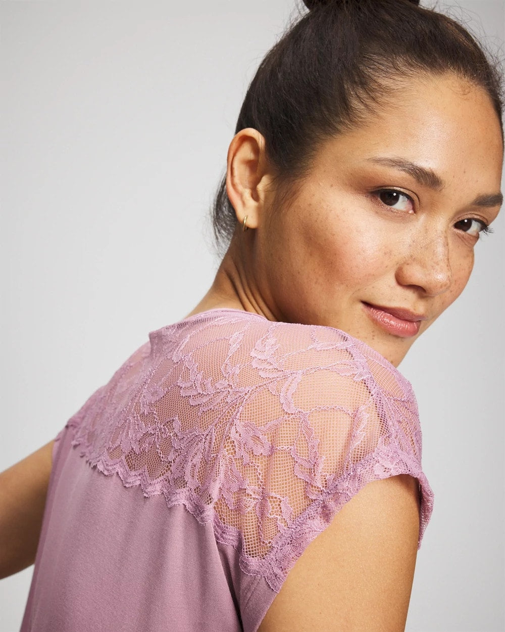 LILAC WINE Short Sleeve Lace Pajama Tee