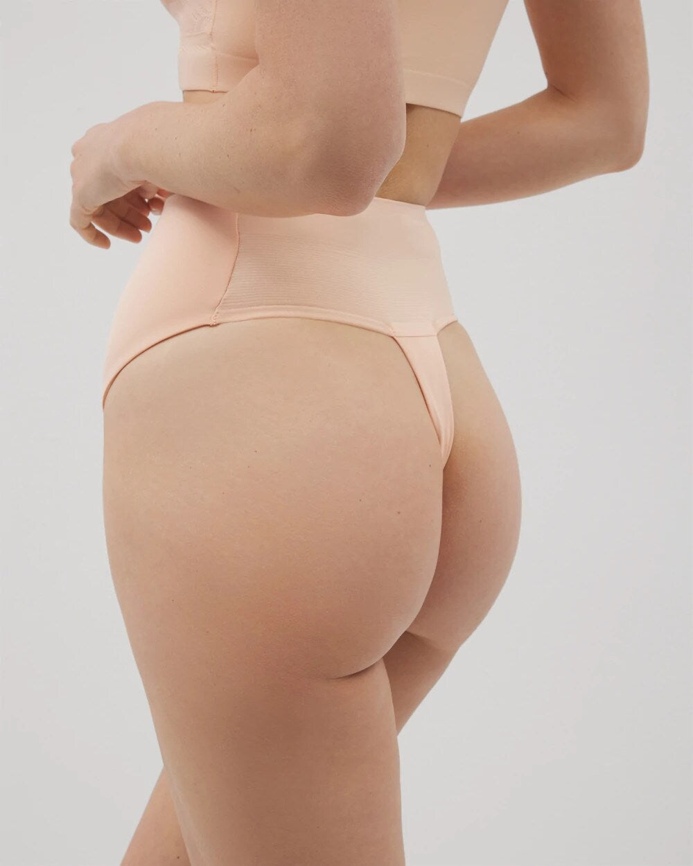 PEACH PARFAIT Tummy High-Waist Thong Panty