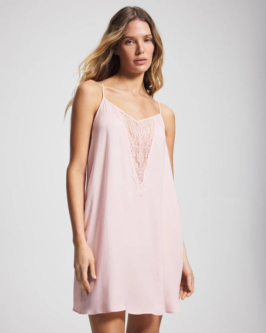 PRETTY PINK Lace Chemise