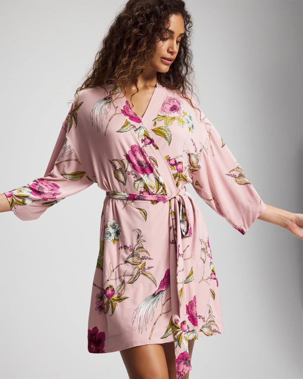 FEATHERED FANCY PINK Kimono Short Robe