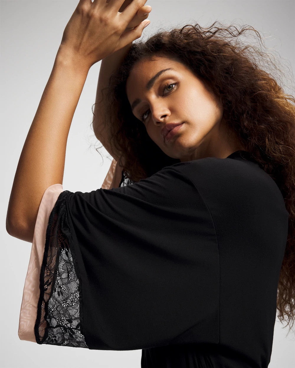 BLACK Lace Midi Robe