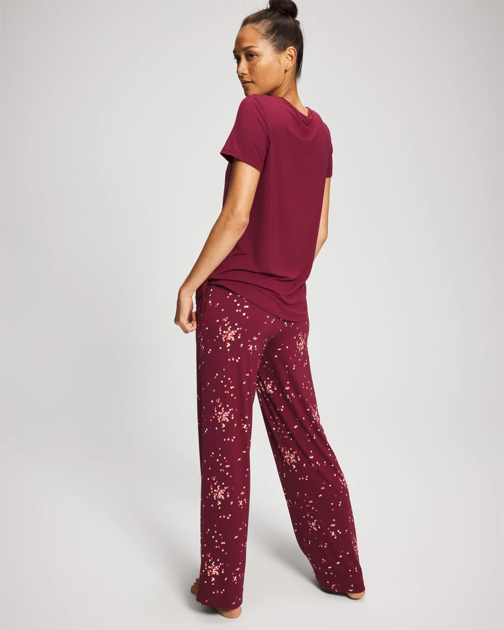 SCATTERED SQUARES VP/FOIL Packaged Short-Sleeve Pant Pajama Set