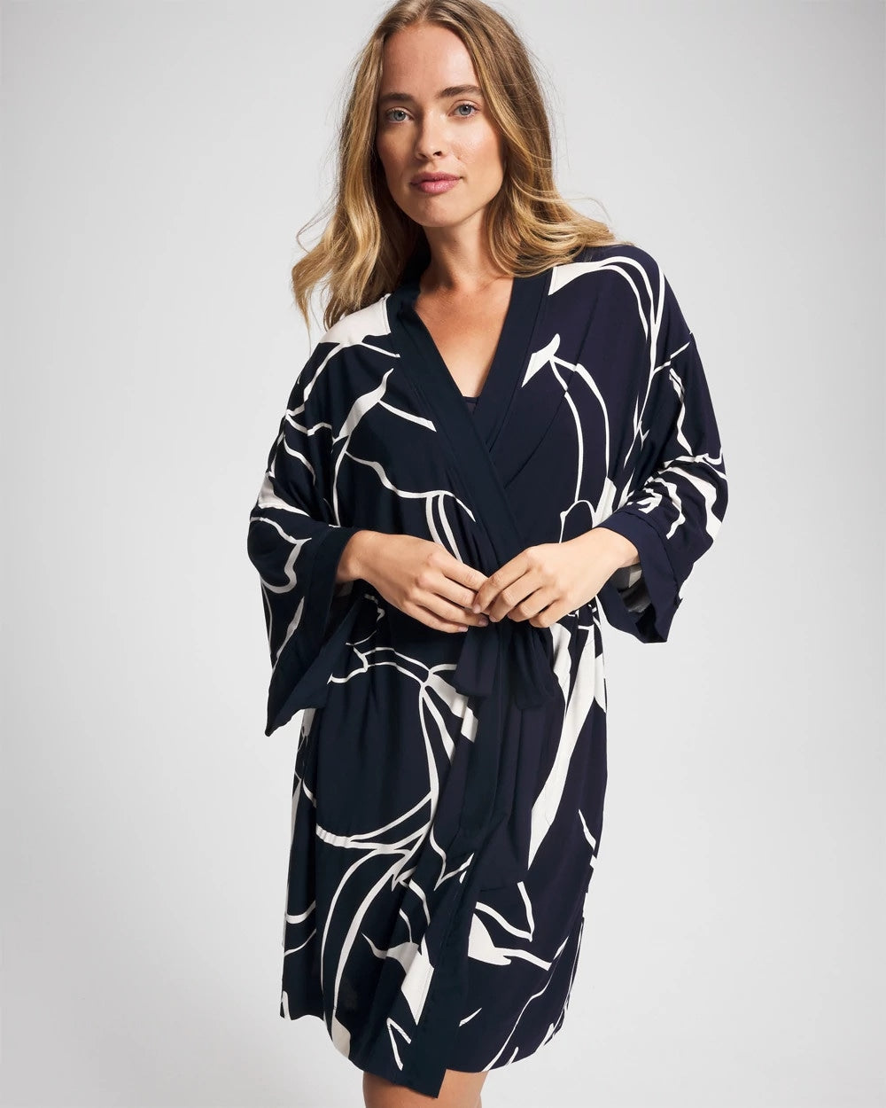 NOUVEAU FLORA NAVY Short Robe