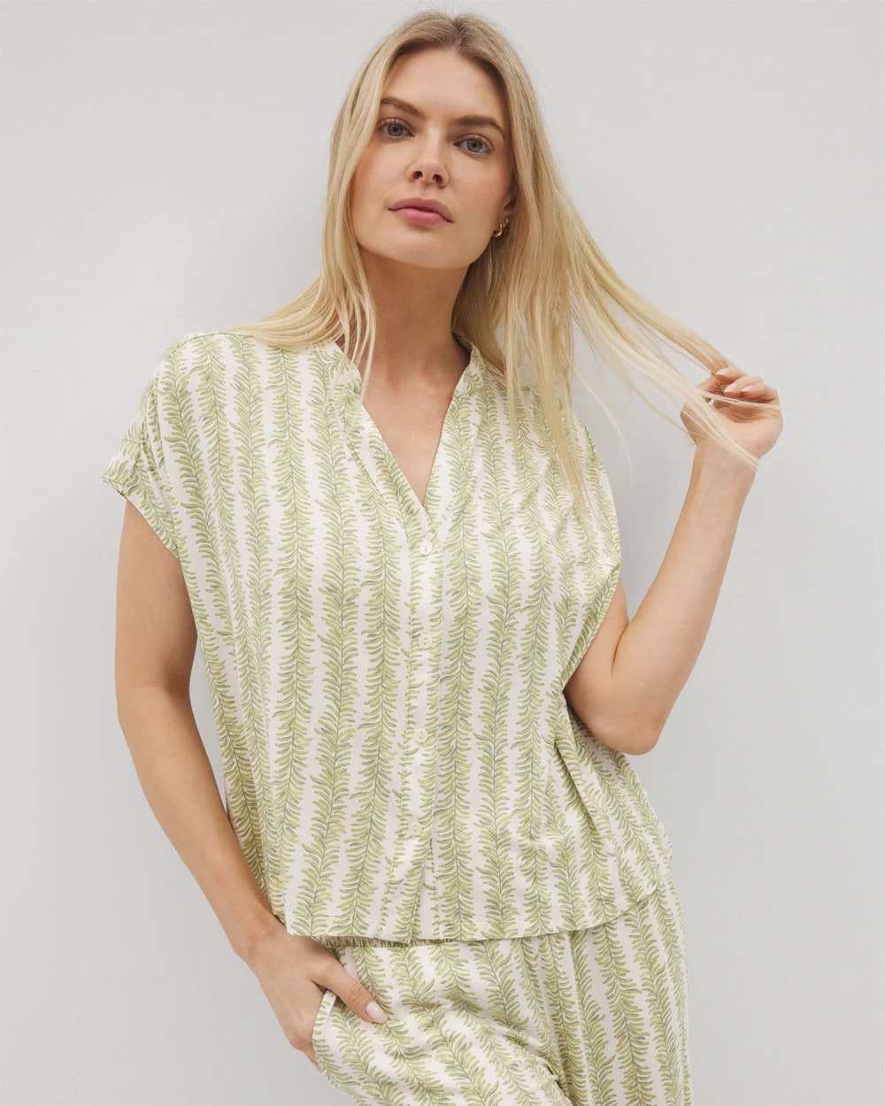 CHILL STRIPE CHAMPAGNE Mandarin Collar Short Sleeve Pajama Top