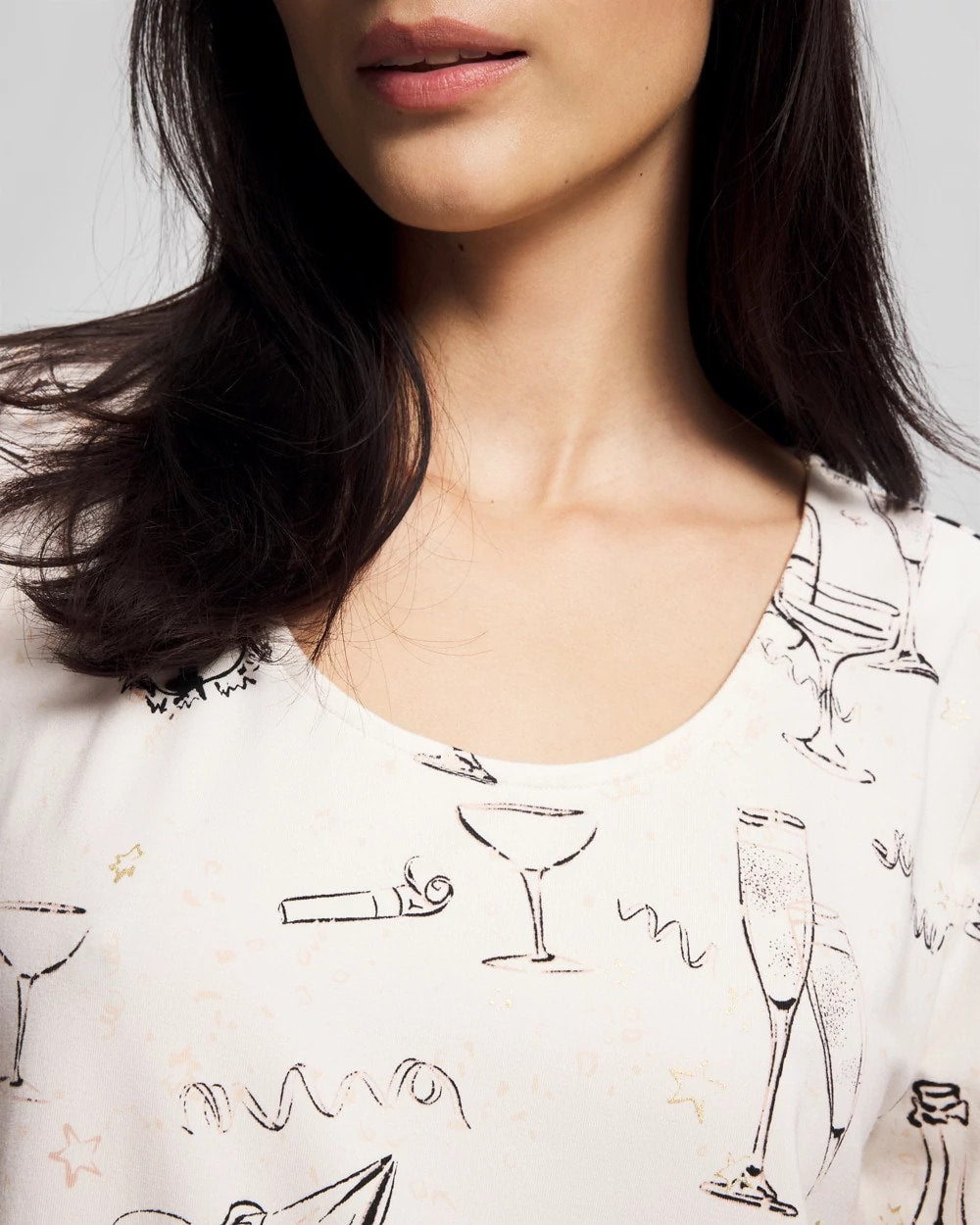 FIZZ THE SEASON FOIL Long-Sleeve Sleepshirt