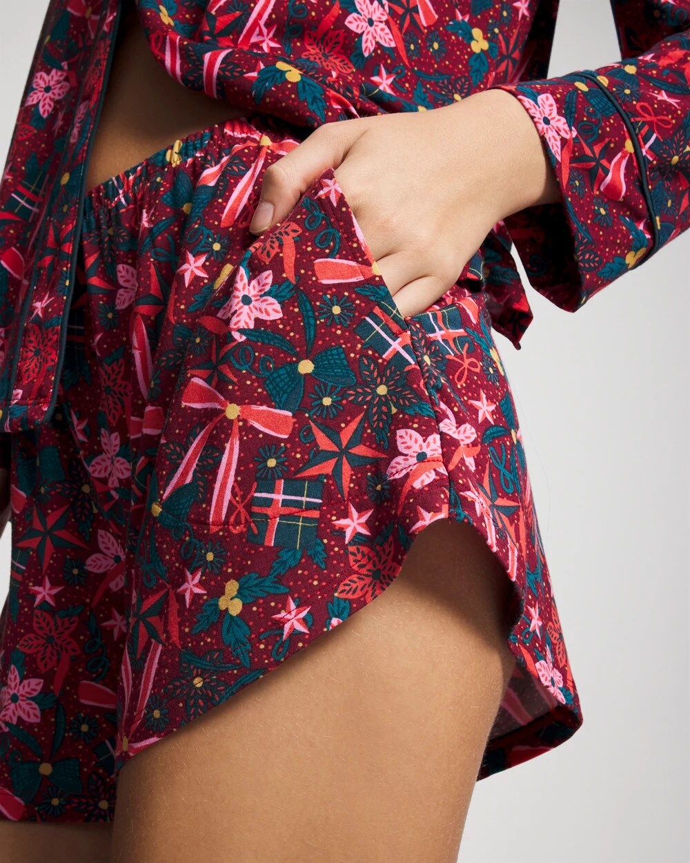 HOLLY JOLLY RED VELVET Relaxed Pajama Short