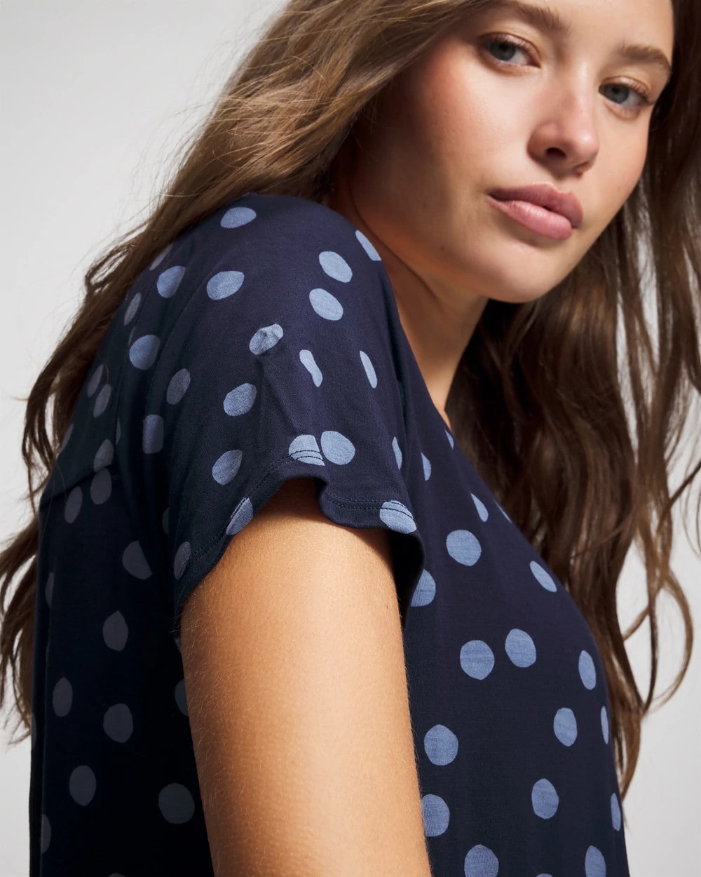 MOVEMENT DOT NAVY Short Sleeve Long Sleepshirt
