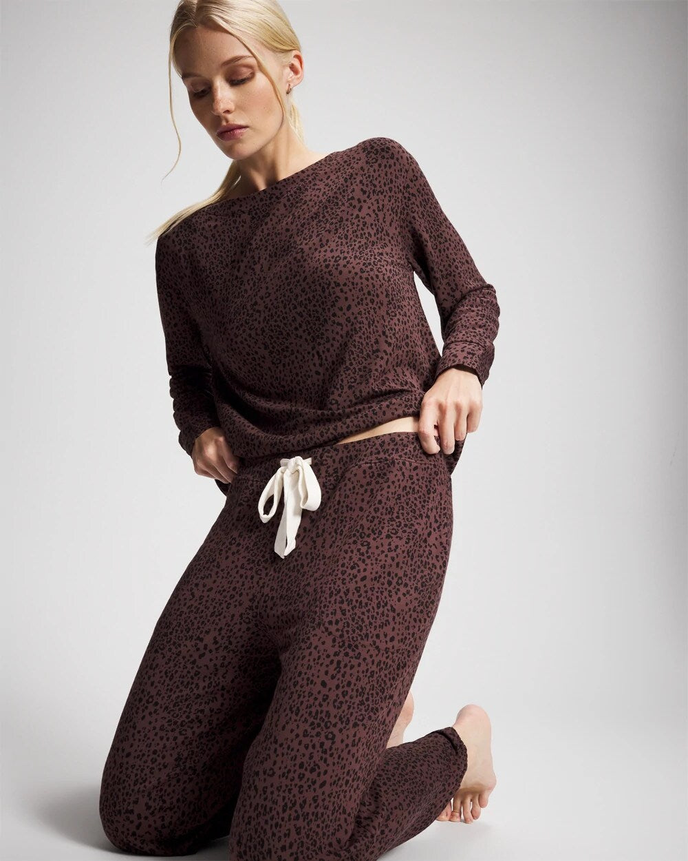 HOT SPOT MOCHA Banded Ankle Pajama Pant