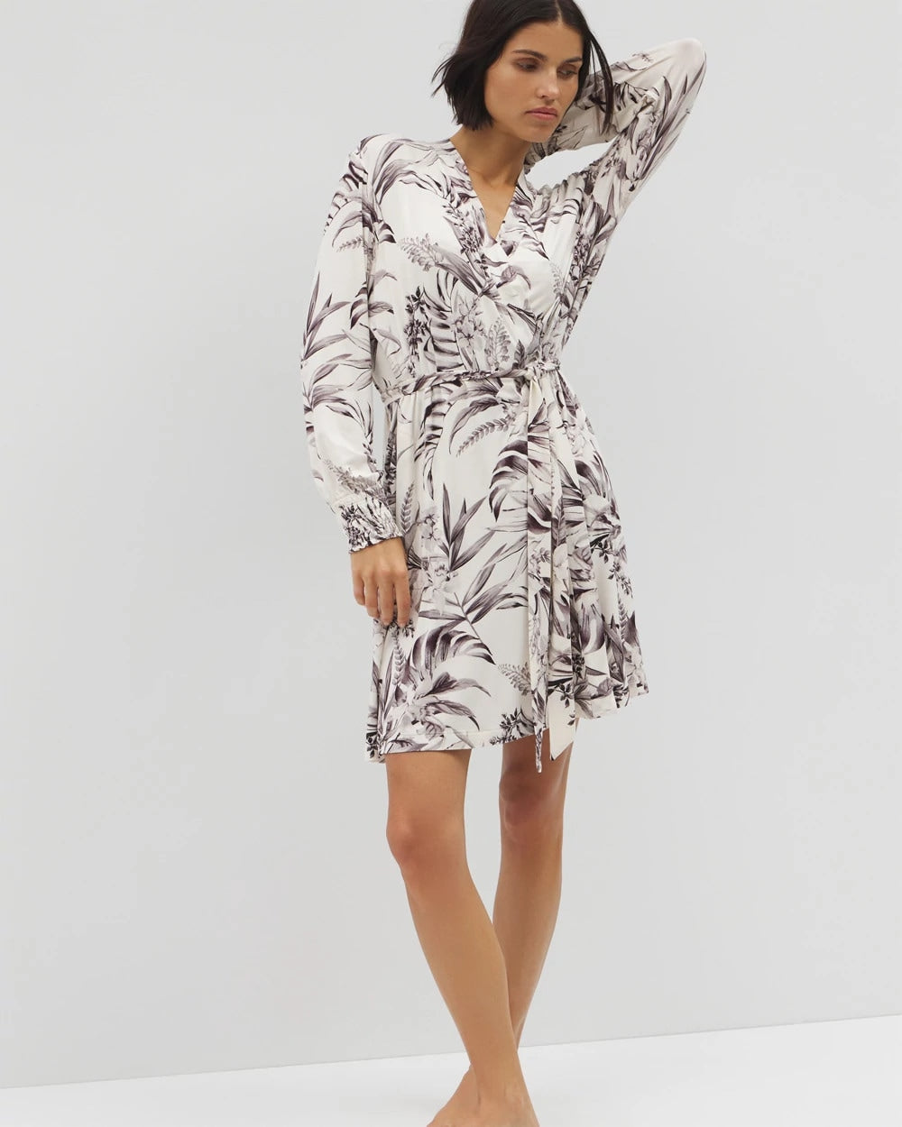 PALM PERFECT CHAMPAGNE Long-Sleeve Short Robe