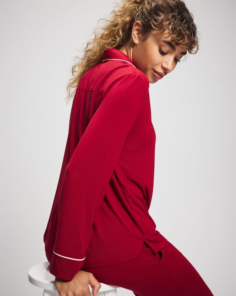 PAINT THE TOWN RED Long Sleeve Notch Collar w/ Piped Placket Pajama Top