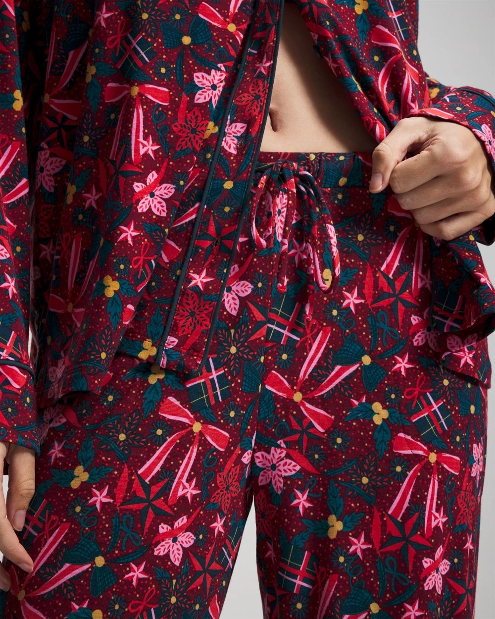 HOLLY JOLLY RED VELVET Printed Pajama Pant