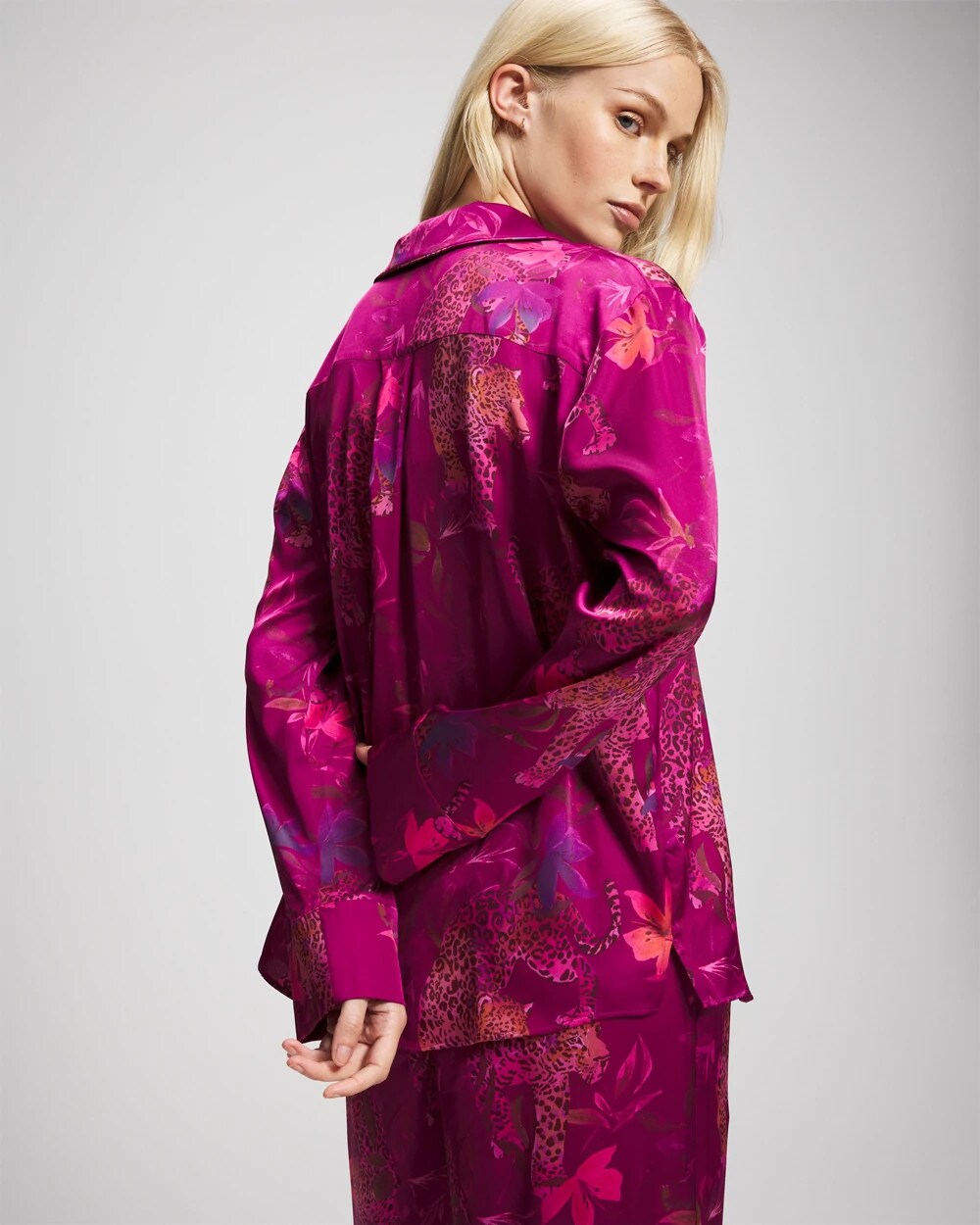 WILD WONDERS MAGENTA Long Sleeve Notch Collar Pajama Top
