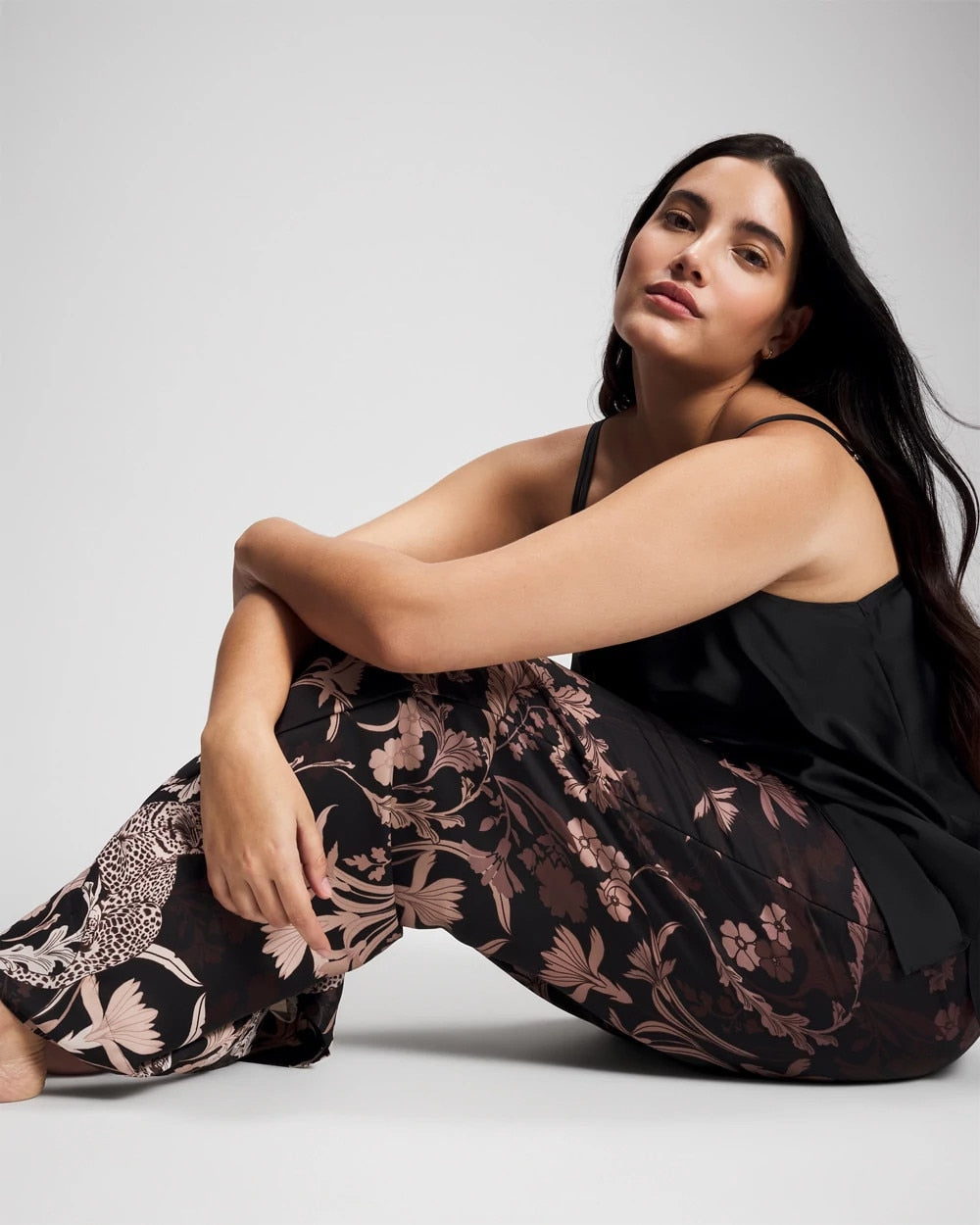 SAVANNA DAMASK BDR Pajama Pants