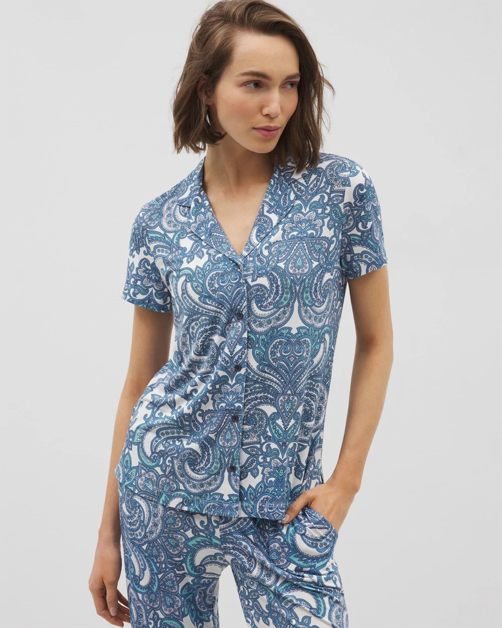 SHOW OFF PAISLEY COCONUT Short Sleeve Notch Collar Pajama Top
