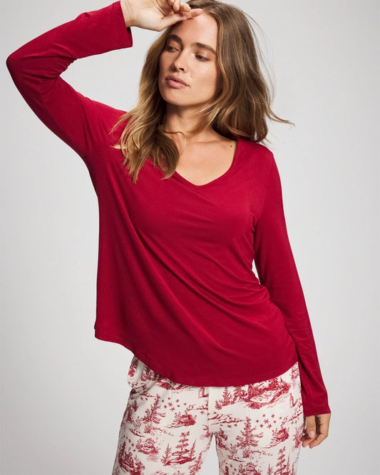 PAINT THE TOWN RED Classic Long Sleeve Pajama Top