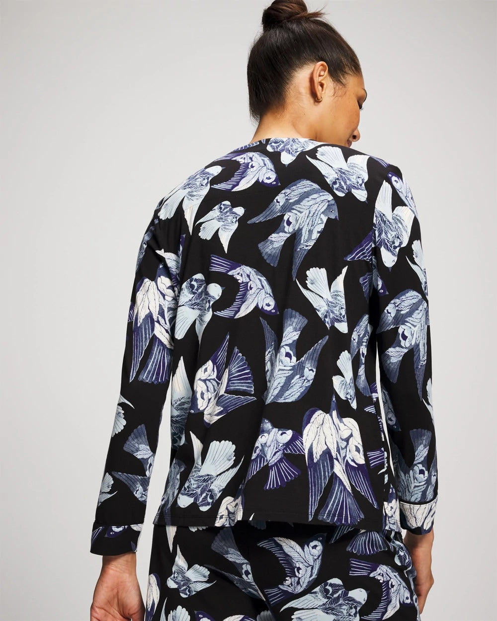 WHIMSICAL WINGS BLK MID Piped Long-Sleeve Notch Pajama Top