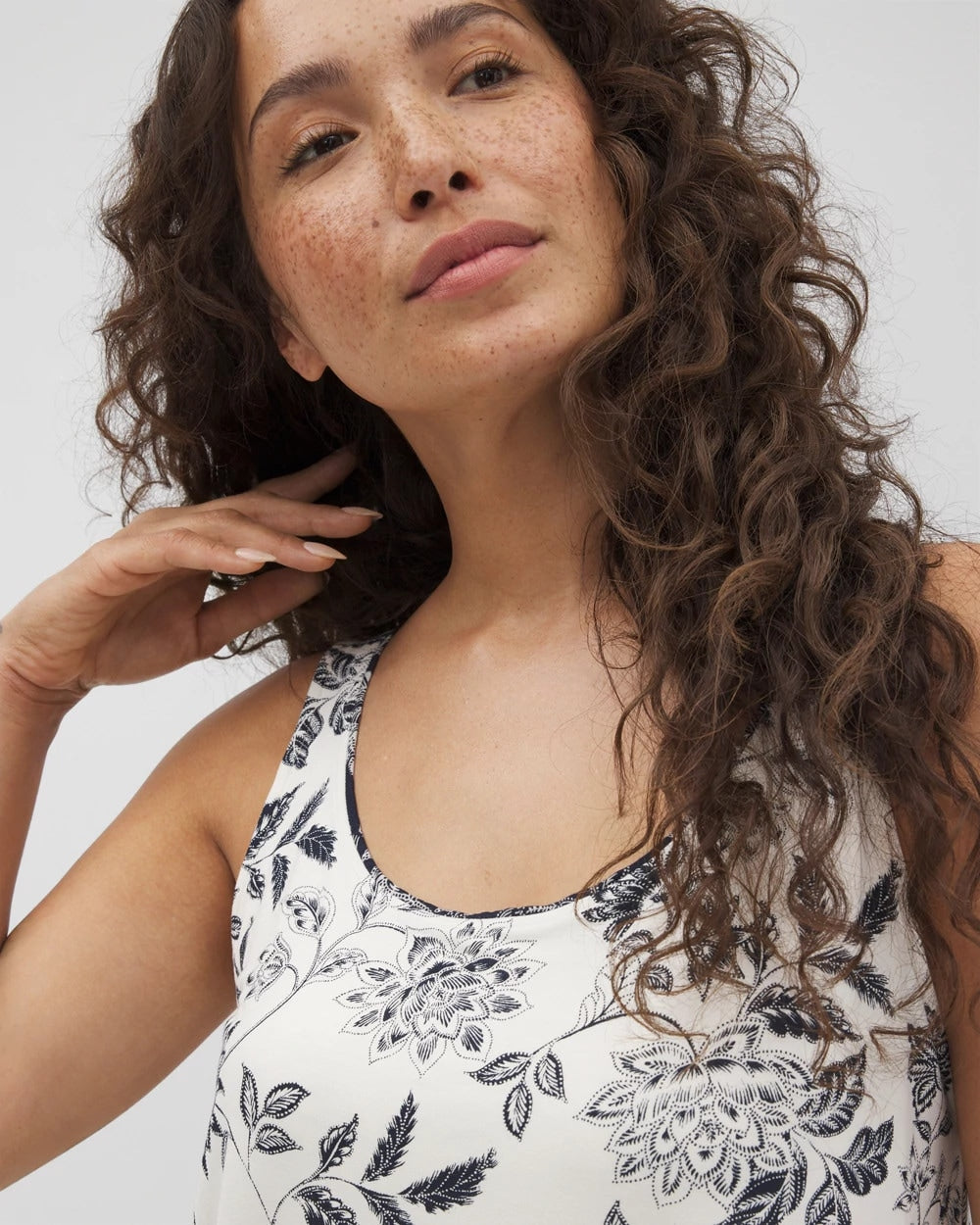 MEANDERING GARDEN CHAMP Pajama Tank With Piping