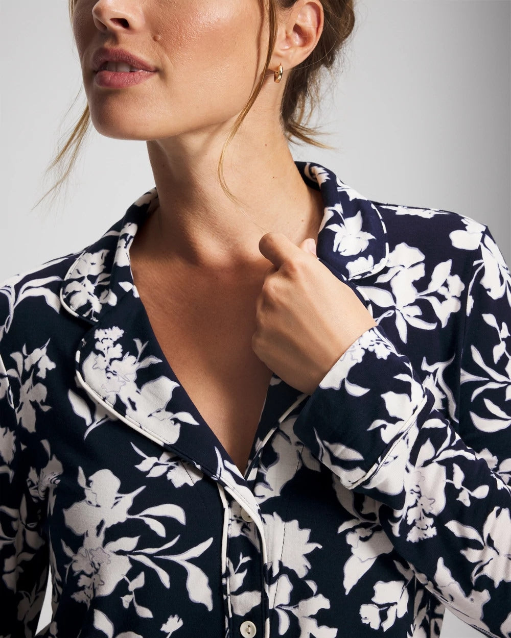 SERENITY PETALS NAVY Long-Sleeve Printed Notch Collar Pajama Top